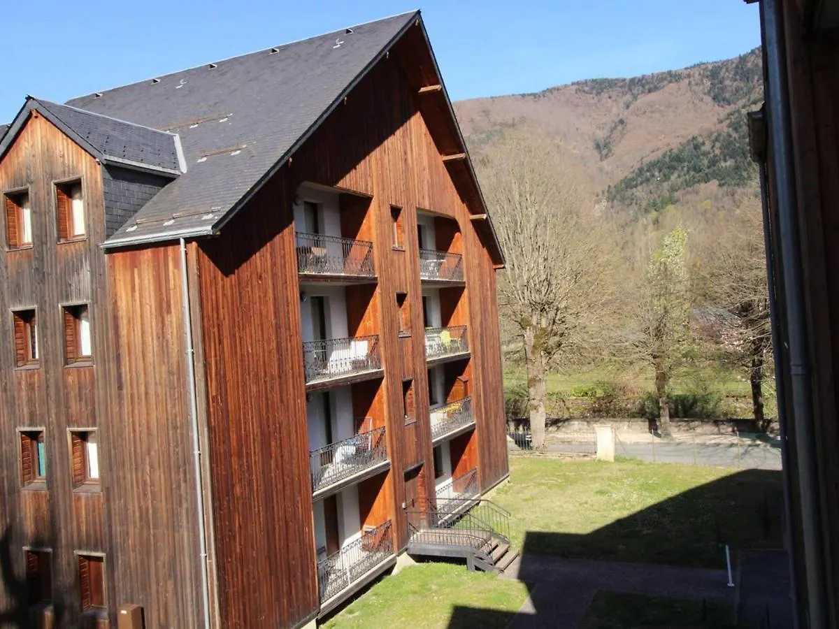 Appartement T2 Avec Balcon, Parking Et Wifi - Proche Thermes Et Centre Ville, 4 Pers. - Fr-1-313-222 Bagnères-de-Luchon 0*,  Francja